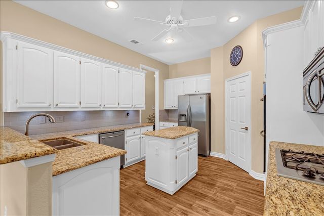 6012 Crestside Drive, Flower Mound, TX 75028