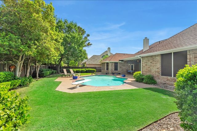 6012 Crestside Drive, Flower Mound, TX 75028