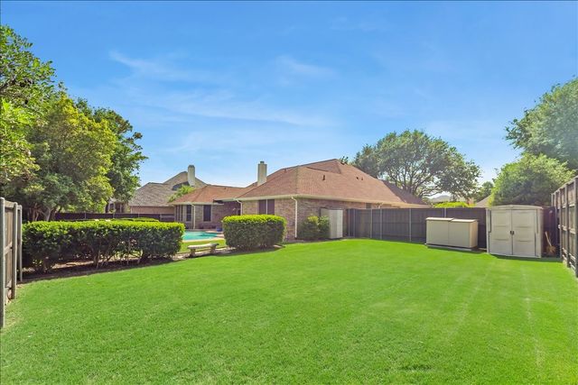 6012 Crestside Drive, Flower Mound, TX 75028