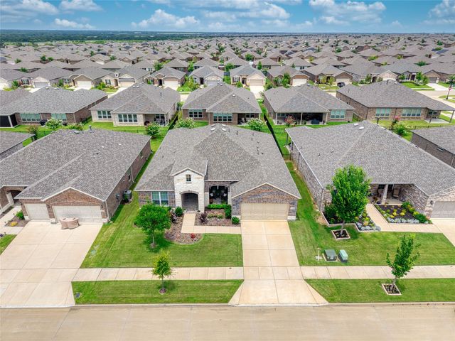 1125 Cornerstone Drive, Little Elm, TX 76227