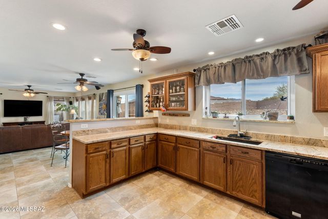 13423 E Almond Crest Drive, Vail, AZ 85641