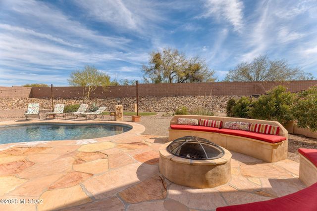 13423 E Almond Crest Drive, Vail, AZ 85641