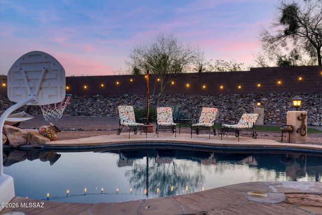 13423 E Almond Crest Drive, Vail, AZ 85641