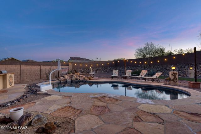 13423 E Almond Crest Drive, Vail, AZ 85641