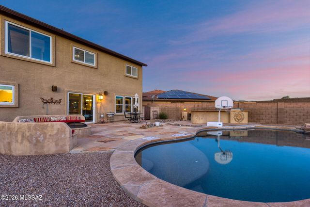 13423 E Almond Crest Drive, Vail, AZ 85641