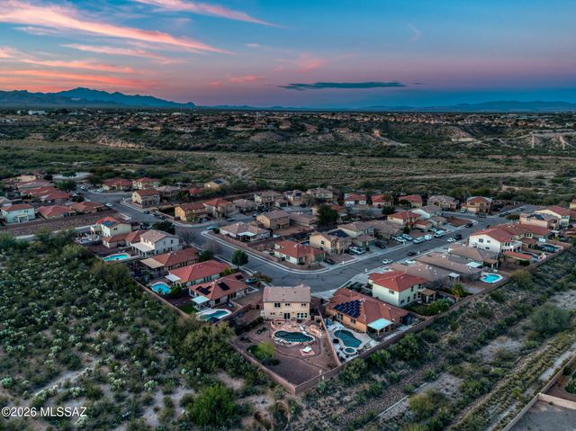 13423 E Almond Crest Drive, Vail, AZ 85641