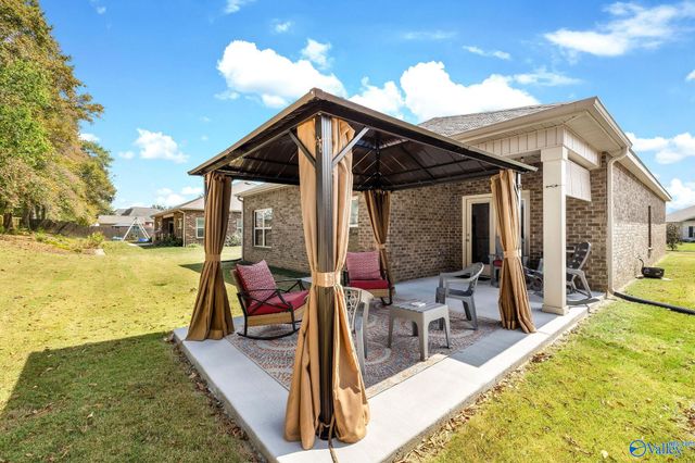508 Wolf Trace Lane, Hartselle, AL 35640