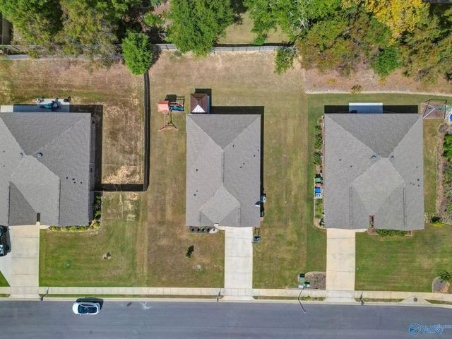 508 Wolf Trace Lane, Hartselle, AL 35640
