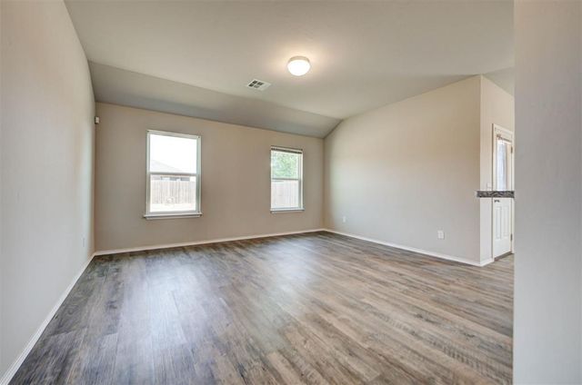 5215 Kye Drive, Tuttle, OK 73089