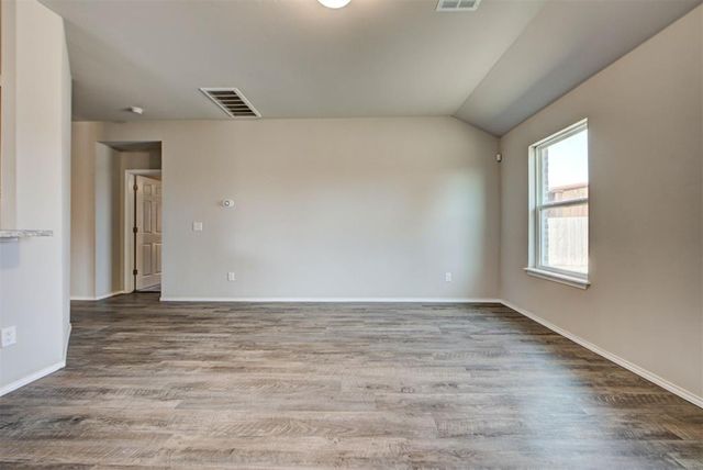 5215 Kye Drive, Tuttle, OK 73089