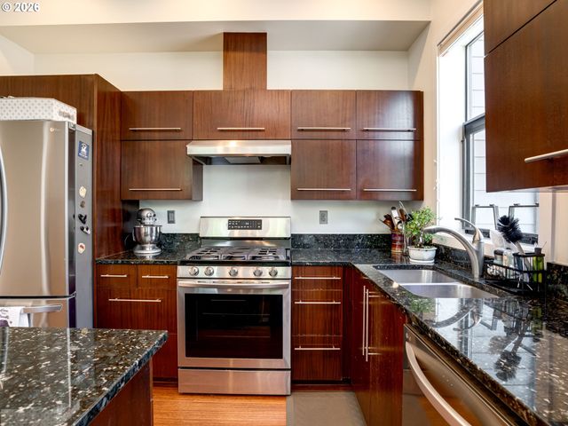 1420 Nw 20TH Ave 505, Portland, OR 97209