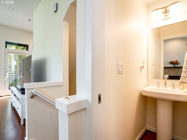 1420 Nw 20TH Ave 505, Portland, OR 97209