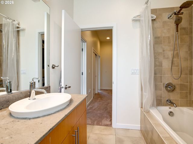 1420 Nw 20TH Ave 505, Portland, OR 97209
