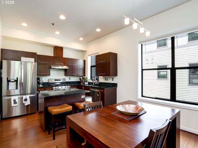 1420 Nw 20TH Ave 505, Portland, OR 97209