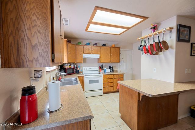 5088 N DESERT Lane, Prescott Valley, AZ 86314