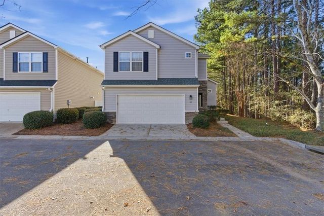 156 W Oaks Place, Woodstock, GA 30188