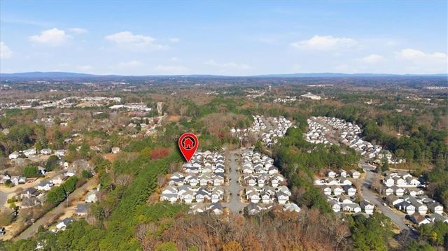 156 W Oaks Place, Woodstock, GA 30188