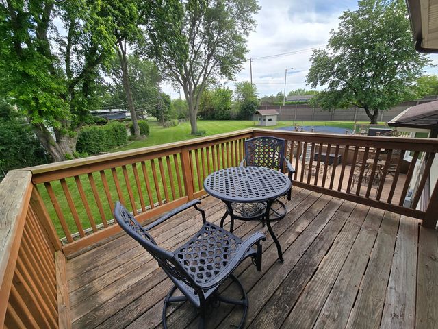 1413 Weyers Court, Schaumburg, IL 60193