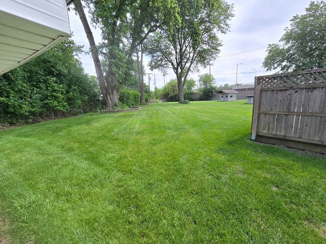 1413 Weyers Court, Schaumburg, IL 60193