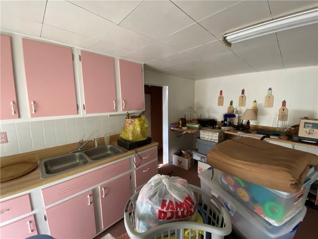 504 Park Ave, Monongahela, PA 15063