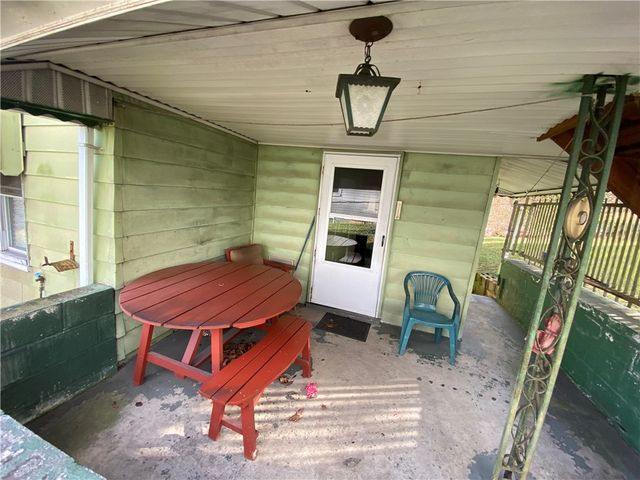 504 Park Ave, Monongahela, PA 15063