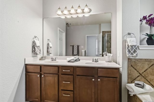 9006 Hubbard Hill, San Antonio, TX 78254