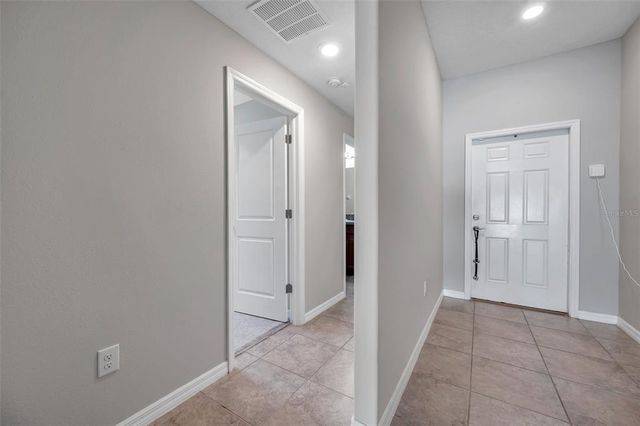 4201 GLOBE THISTLE DRIVE, Tampa, FL 33619