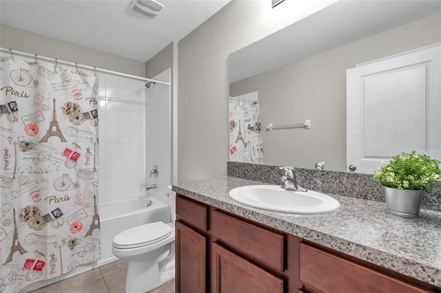 4201 GLOBE THISTLE DRIVE, Tampa, FL 33619