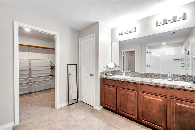 4201 GLOBE THISTLE DRIVE, Tampa, FL 33619