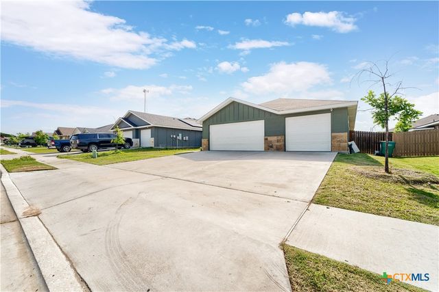 742 Freedom Circle, Nolanville, TX 76559