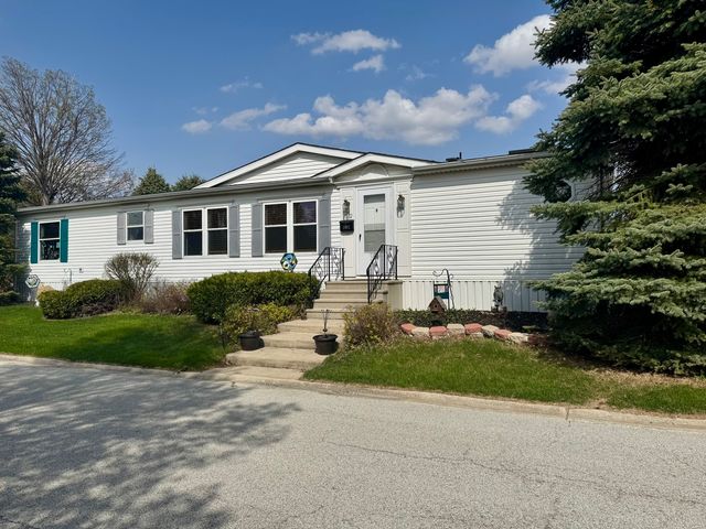 1002 Garden Drive, Manteno, IL 60950