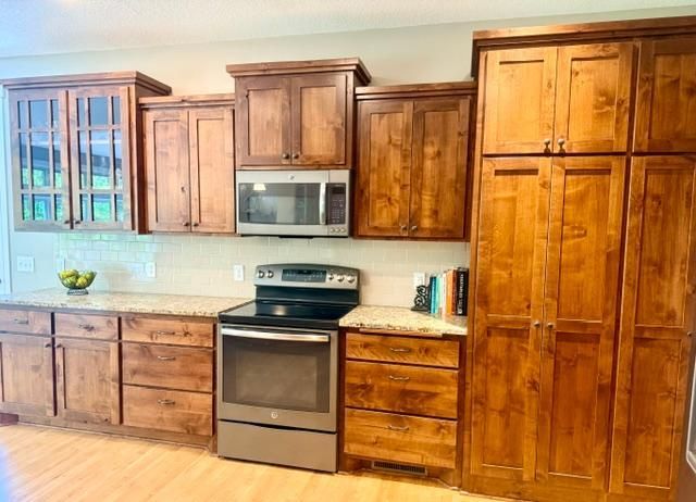 27427 107th Street NW, Zimmerman, MN 55398