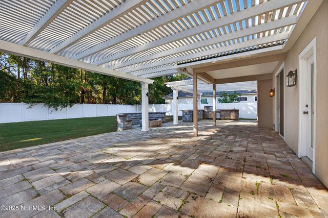 2135 THORN HOLLOW Court, St. Augustine, FL 32092