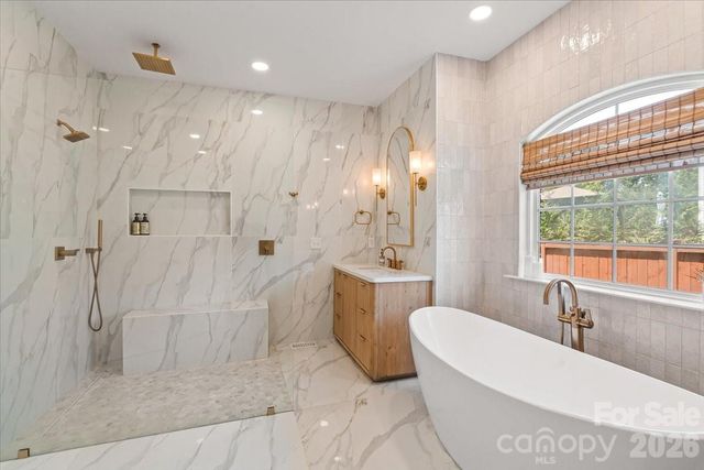 2519 Fallbrook Place NW, Concord, NC 28027