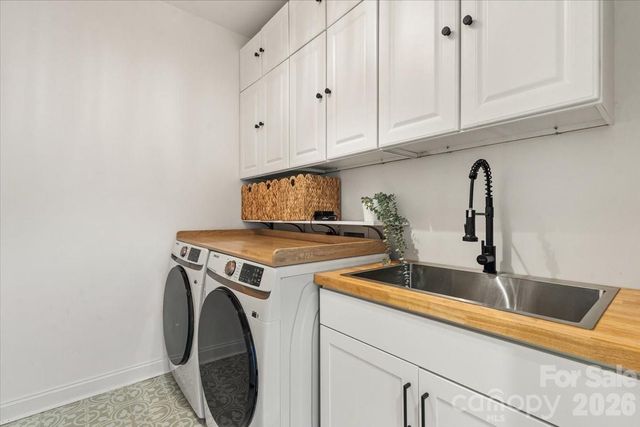 2519 Fallbrook Place NW, Concord, NC 28027
