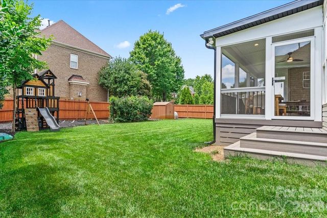 2519 Fallbrook Place NW, Concord, NC 28027