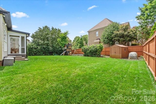 2519 Fallbrook Place NW, Concord, NC 28027