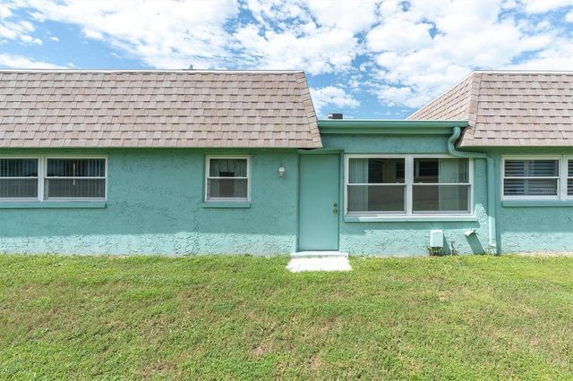 7030 VERSAILLES N, Pinellas Park, FL 33781