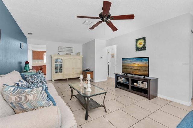 7030 VERSAILLES N, Pinellas Park, FL 33781