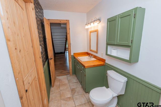 18059 County Road 2142, Troup, TX 75789