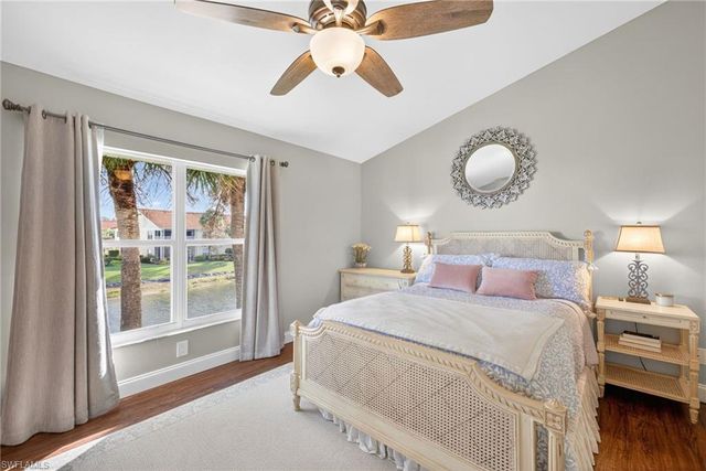 5135 Cobble Creek CT 201, Naples, FL 34110