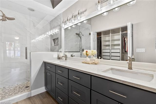 5135 Cobble Creek CT 201, Naples, FL 34110