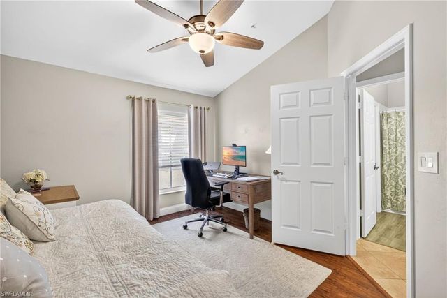 5135 Cobble Creek CT 201, Naples, FL 34110
