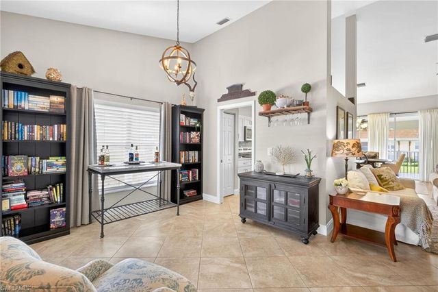 5135 Cobble Creek CT 201, Naples, FL 34110