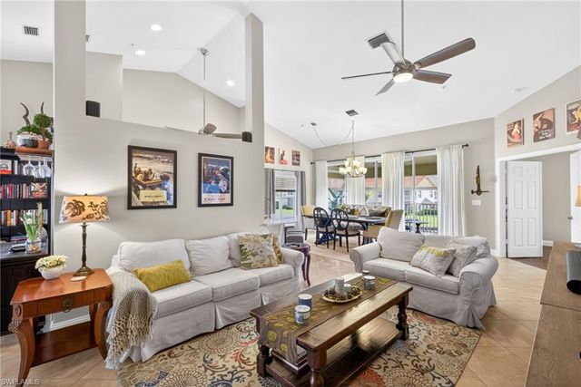 5135 Cobble Creek CT 201, Naples, FL 34110
