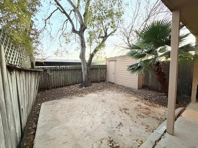 1917 Miramar Green Street 1917, Seabrook, TX 77586