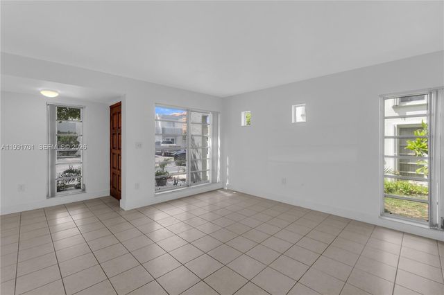 3599 SW 17th Street 3599, Miami, FL 33145