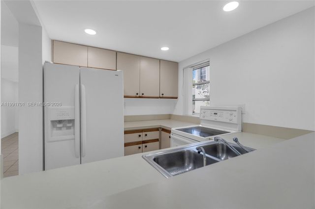 3599 SW 17th Street 3599, Miami, FL 33145
