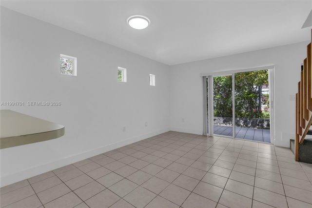 3599 SW 17th Street 3599, Miami, FL 33145