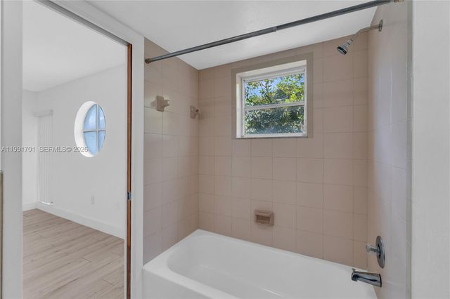 3599 SW 17th Street 3599, Miami, FL 33145